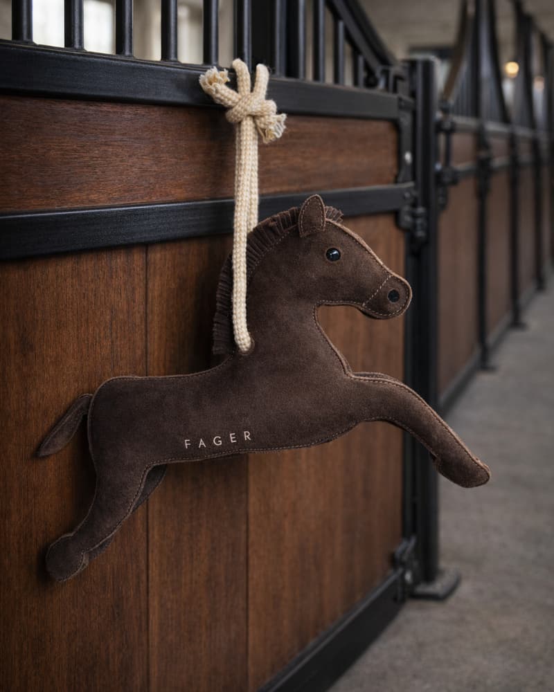 1187_7a5eed21a5-horsetoy2-full