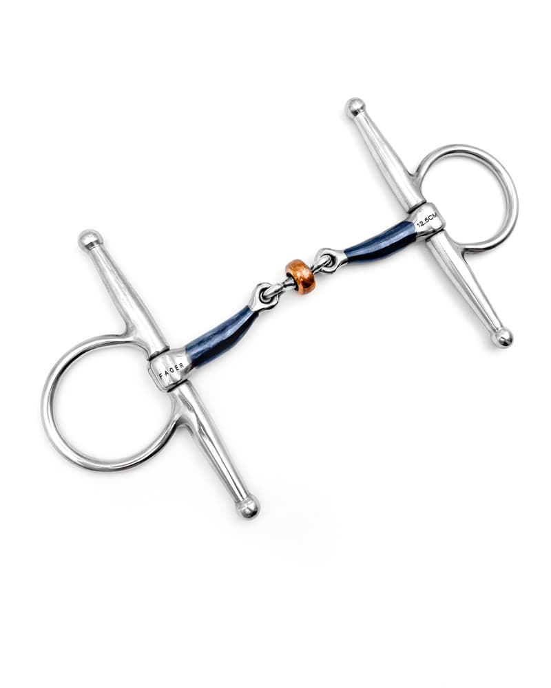 353_6b20f0f294-juliafc_angle4814-full